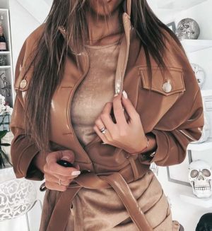 Kurtka winylowa La Manuel the Label-kamelowa.