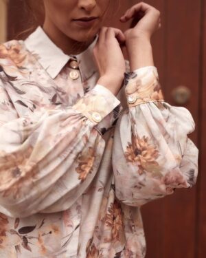 Wiskozowa koszula w kwiaty Bronte beż TOVA