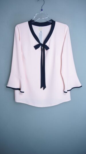 Bluzka z wiązaniem pudrowa Elite