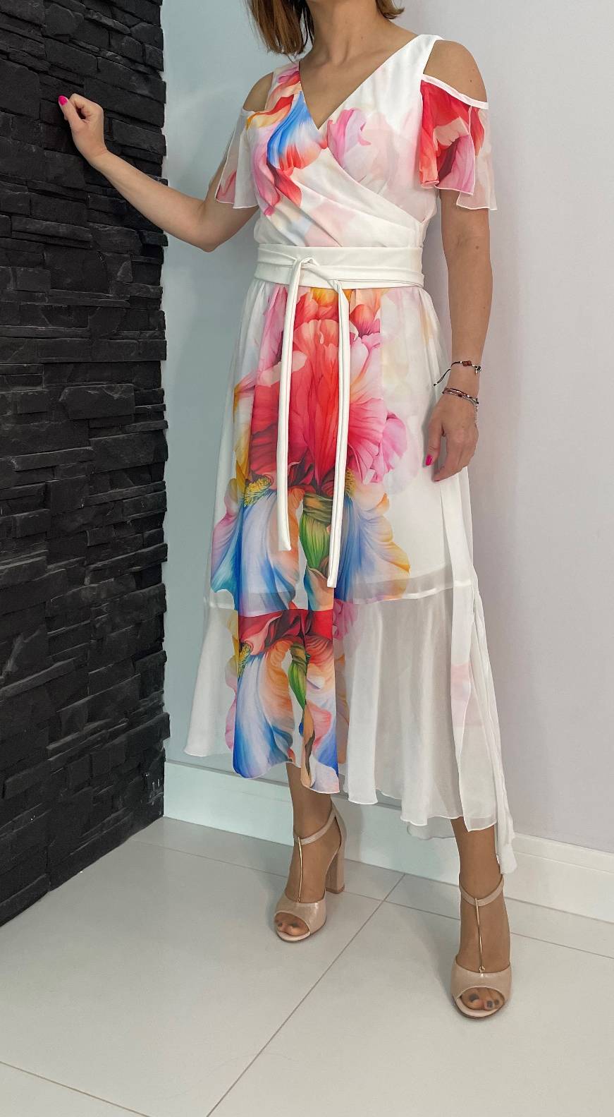 Sukienka Livia Maxi w irysy Midorii Feminine Fashion - obrazek 2