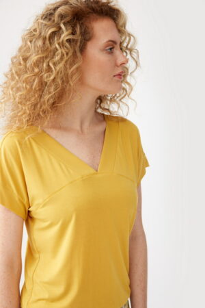 Casulowy t-shirt FERIA z dzianiny bambusowej kolor miodowy FL48-2-27