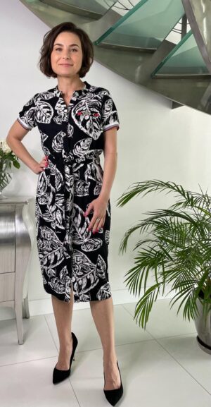 Lniana czarno biała sukienka Melisse Midori Feminine Fashion