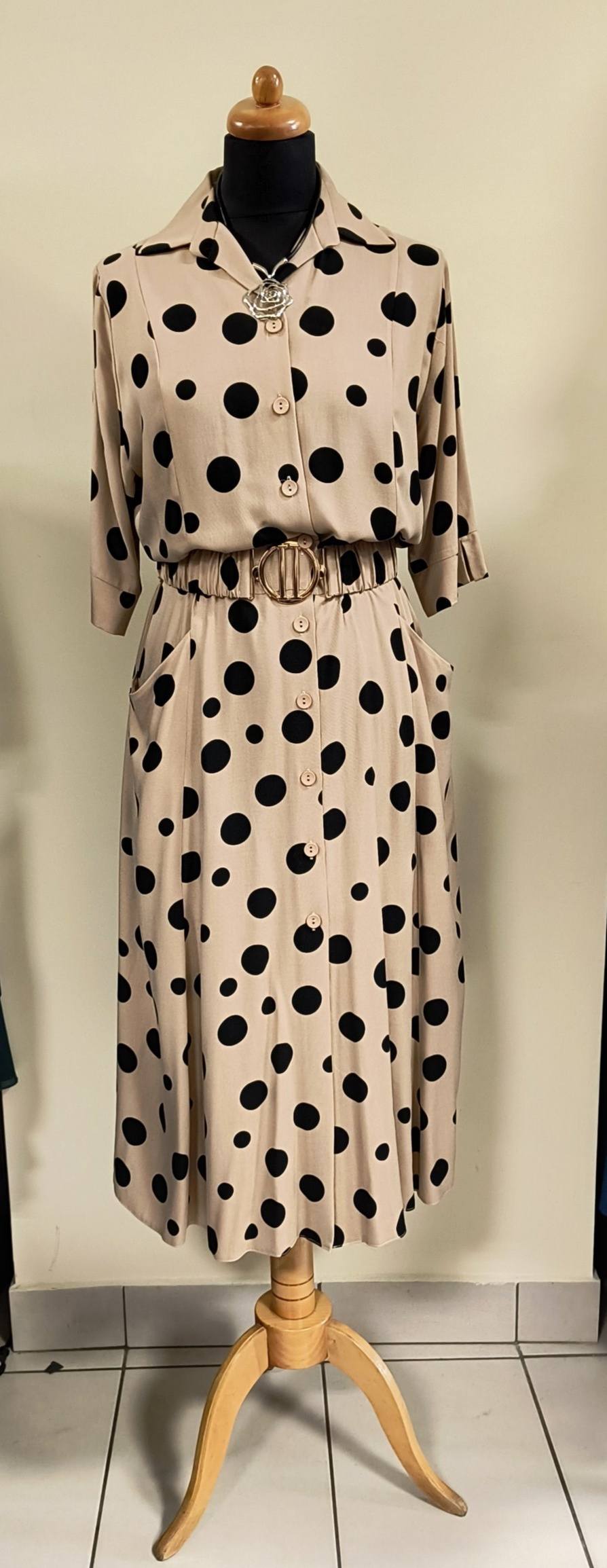 Wiskozowa rozpinana szmizjerka beżowa w czarne grochy Salsa - obrazek 2