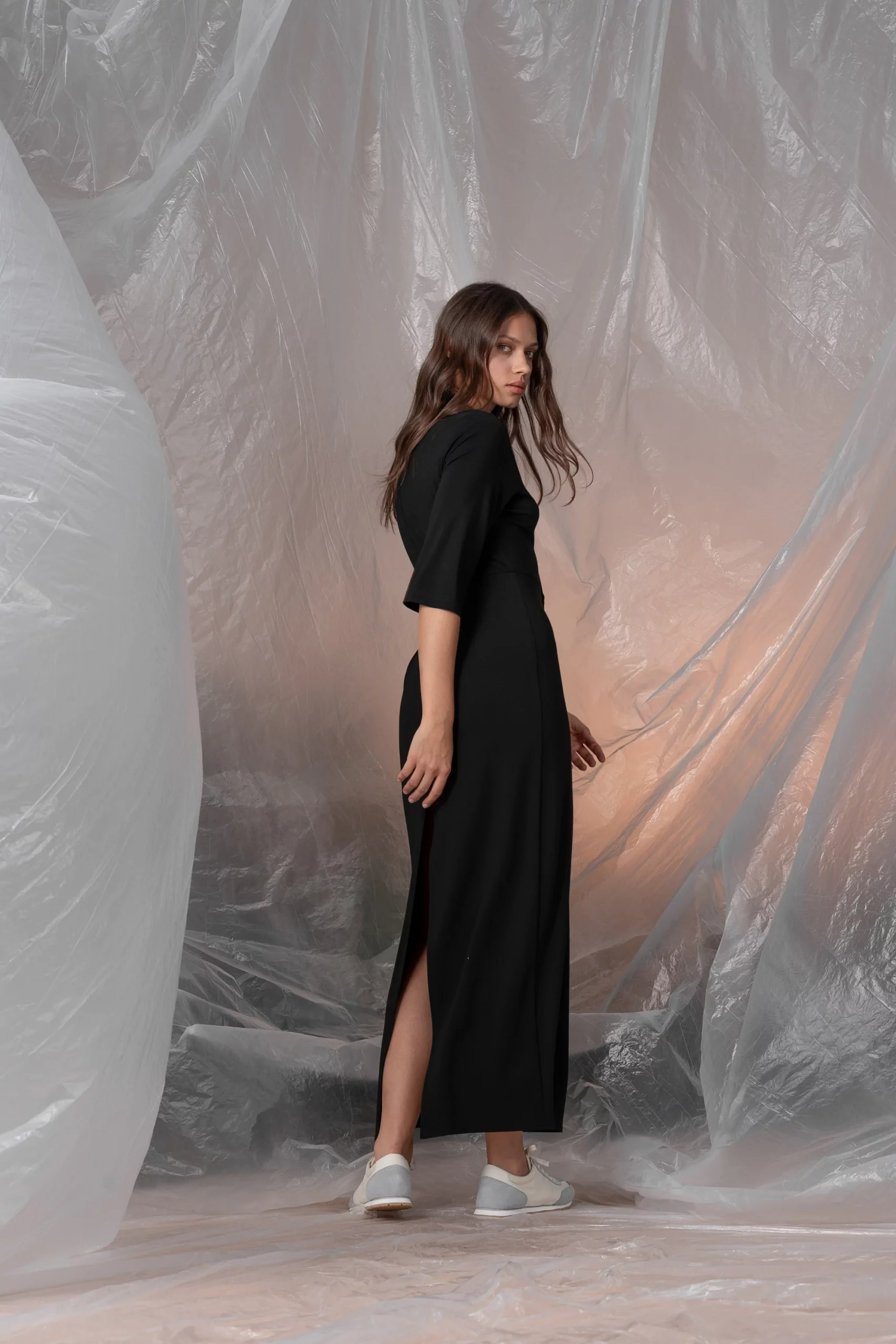 Czarna Sukienka maxi - SACA Cotton Club - obrazek 4