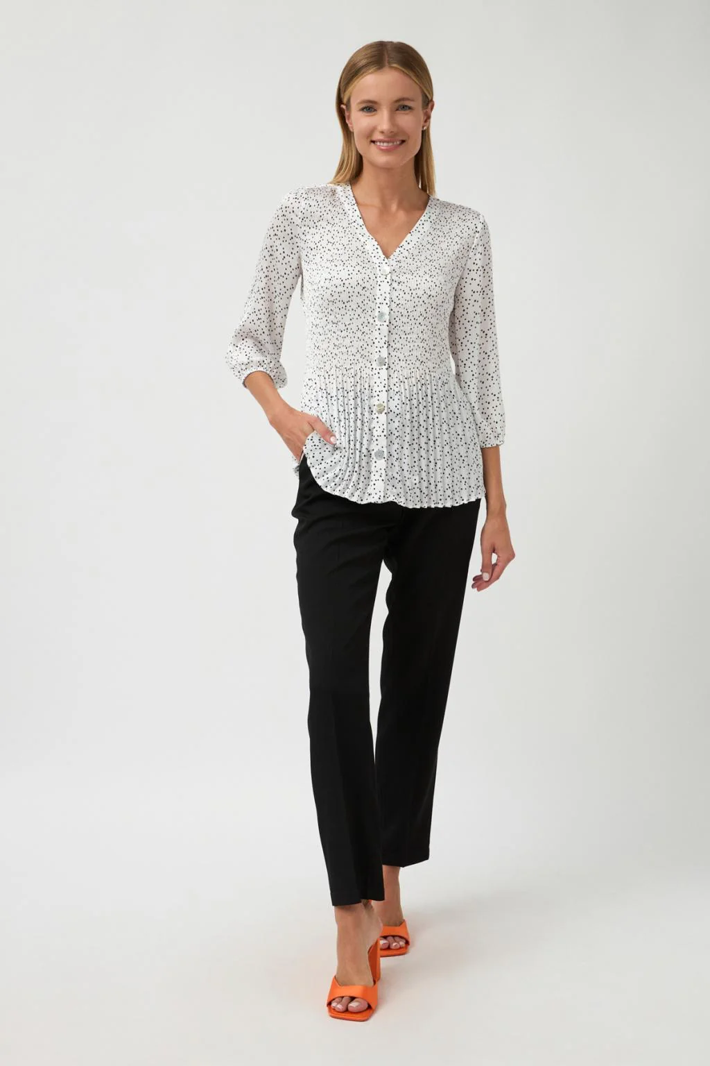 Elegancka bluzka biała w czarne kropki Millor Tinta & Bariloche - obrazek 3