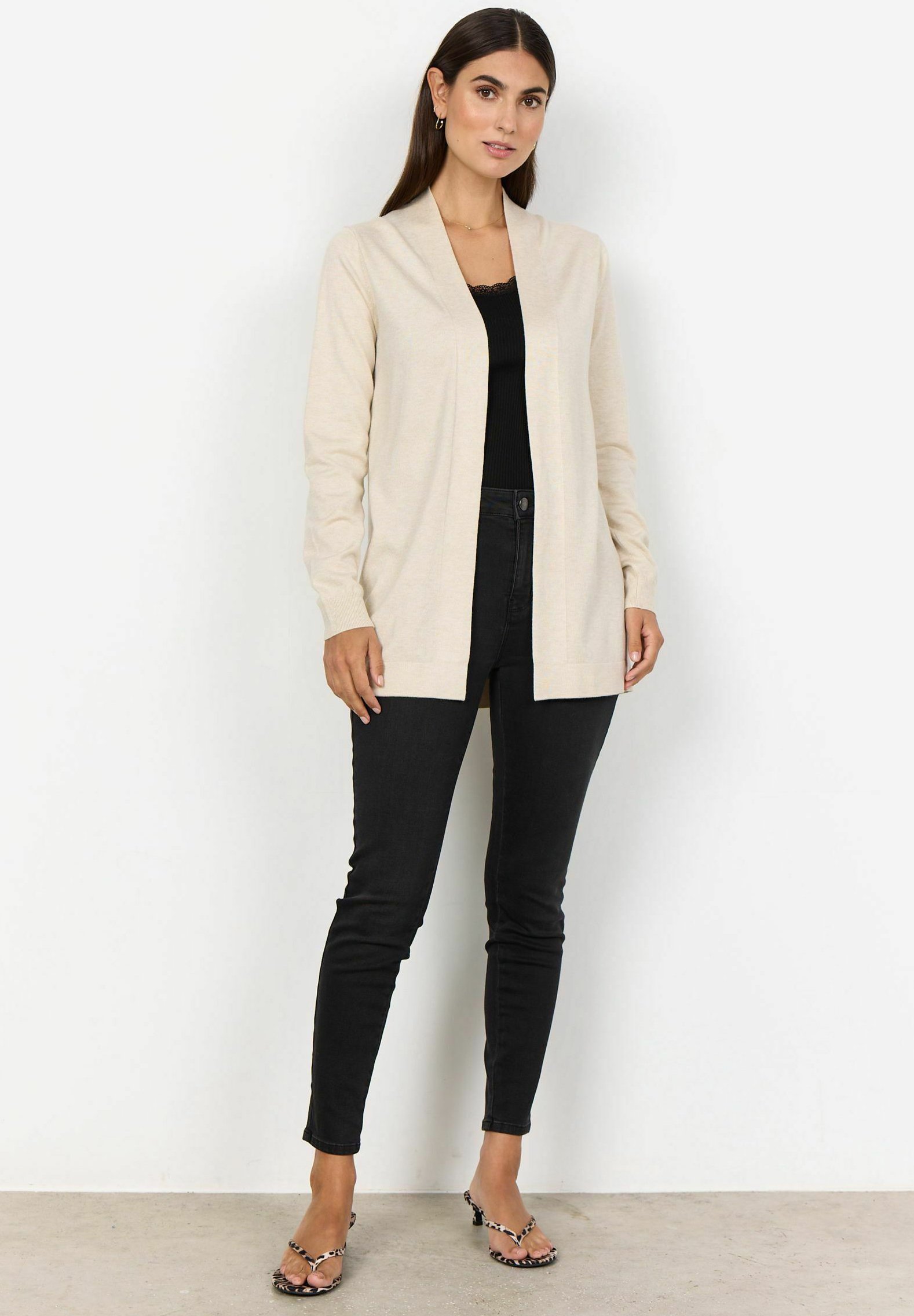 Kardigan 'DOLLIE 759' w kolorze Kremowym Soyaconcept - obrazek 2