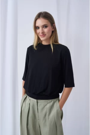 Czarna koszulka z rozcięciem na plechach - ARELL Cotton Club