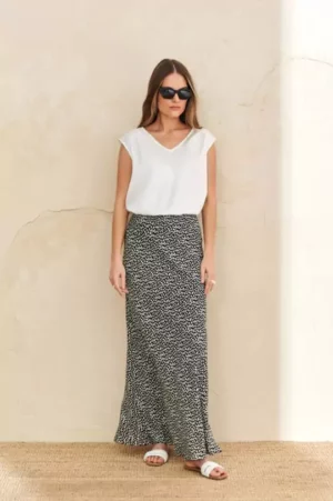 Biały elegancki top Ezuri