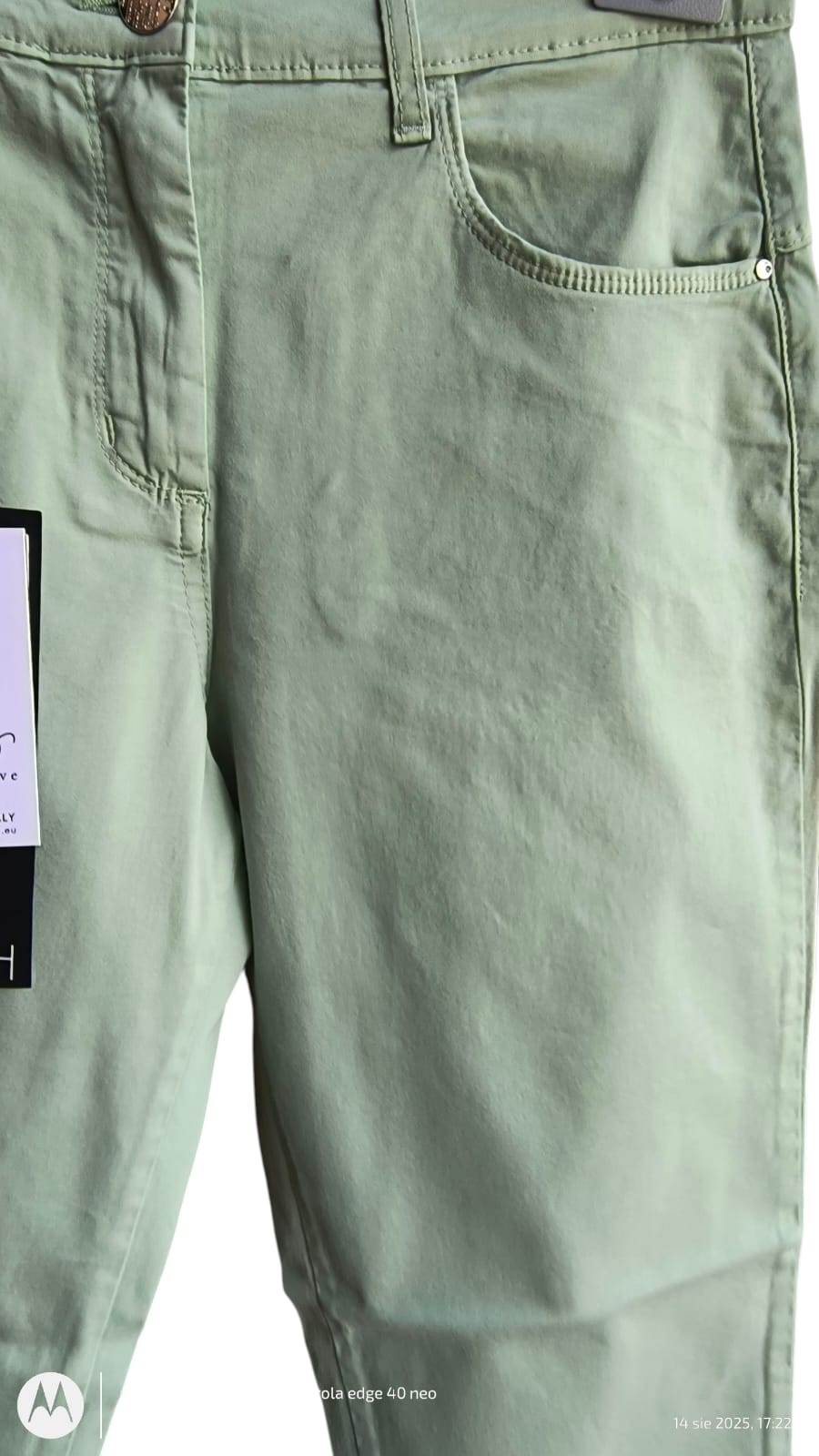 Miętowe spodnie Amanda Lattementa marki East Drive- IBER - obrazek 6