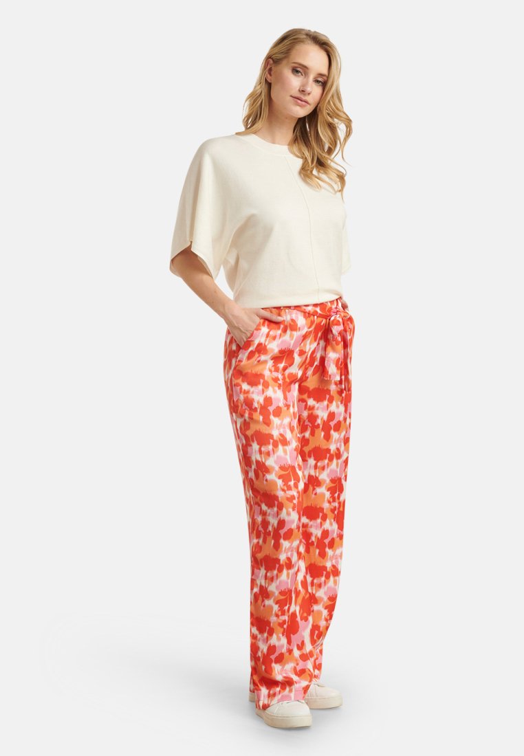 Bluzka sweterkowa Trui – złamana biel Smashed Lemon - obrazek 5