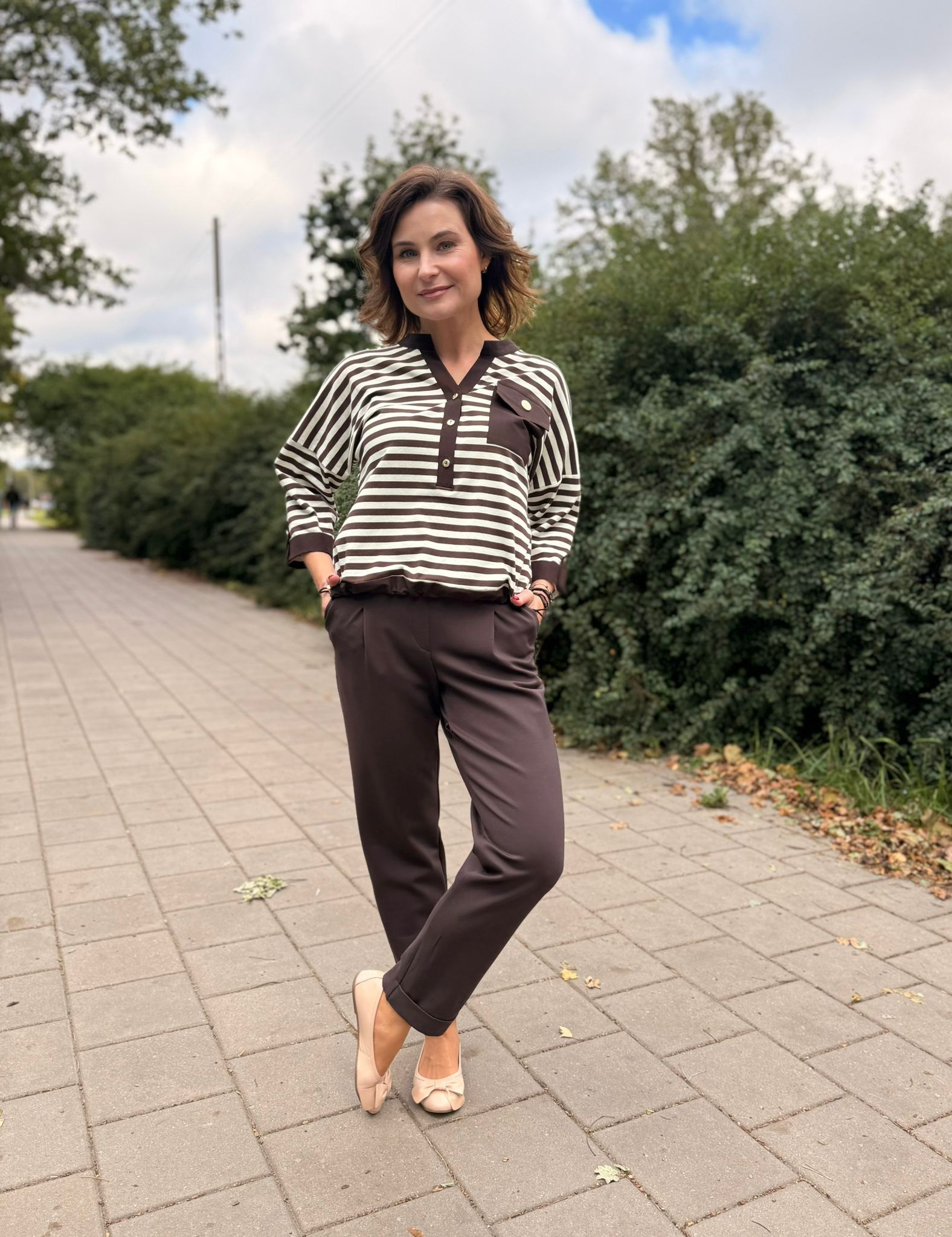 Spodnie Xanna Brąz Midori Feminine Fashion - obrazek 2