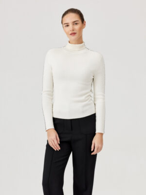 kremowy Golf z kontrastowym wykończeniem Feria