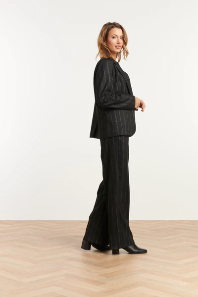 Czarna marynarka w subtelne srebrne paski Smashed lemon - obrazek 7