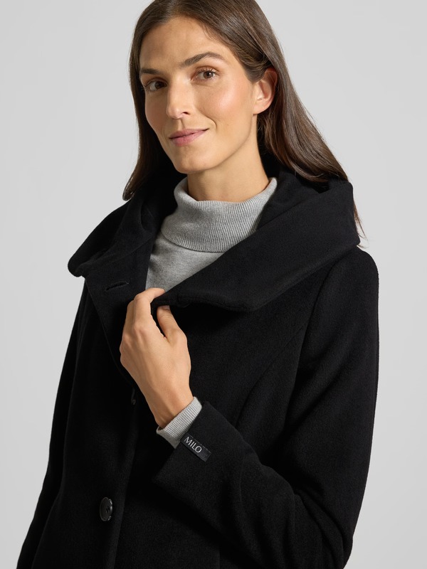 Czarny płaszcz ze stójką i kapturem model ‘STACY’ Milo Coats - obrazek 2