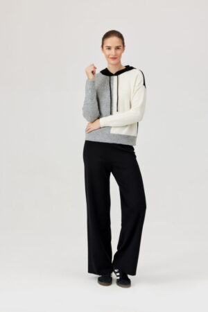 Czarne dzianinowe spodnie FÉRIA z szeroką nogawką