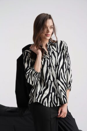 Bluzka Maria new Zebra czarno biała SS26 Click Fashion