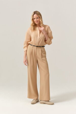 Spodnie FÉRIA w klasycznym beżowym odcieniu