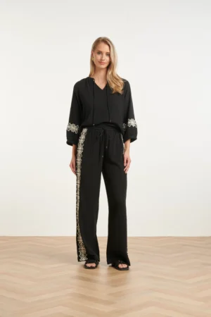 Bluzka boho z haftem | czarny – off white Smashed Lemon