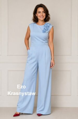 Aurielle Blue – elegancki kombinezon z aplikacją 3D