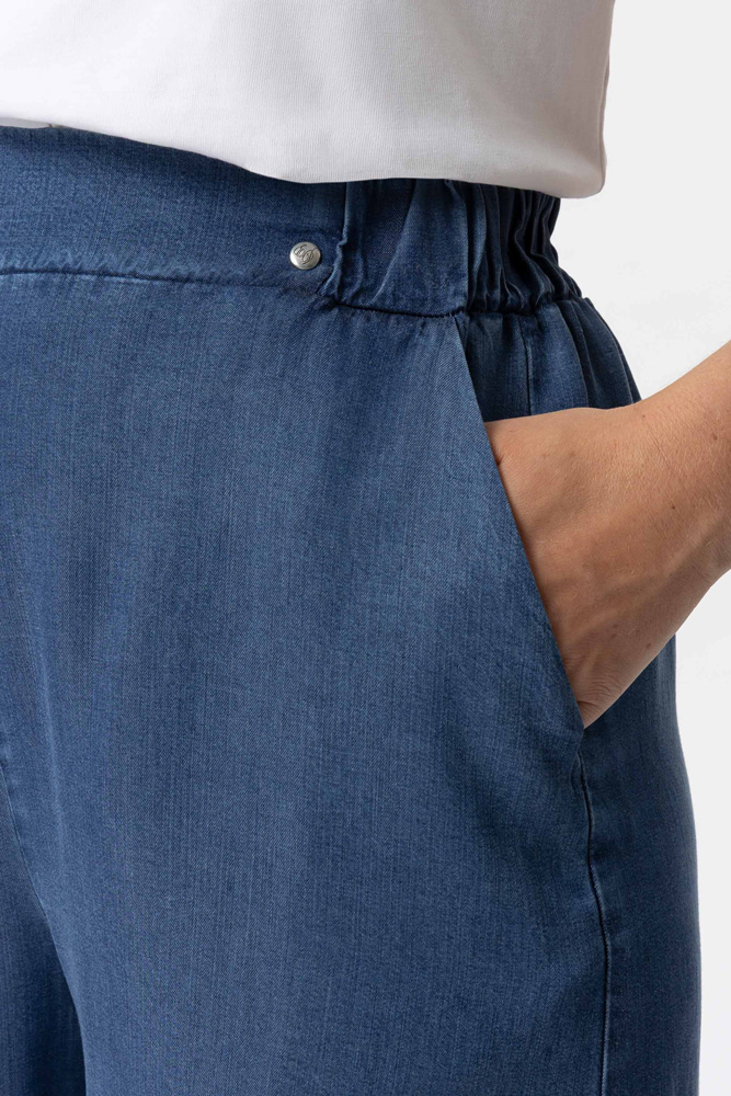 Spodnie z Lekkiego Elastycznego Denimu Fanny East Drive- Iber - obrazek 3
